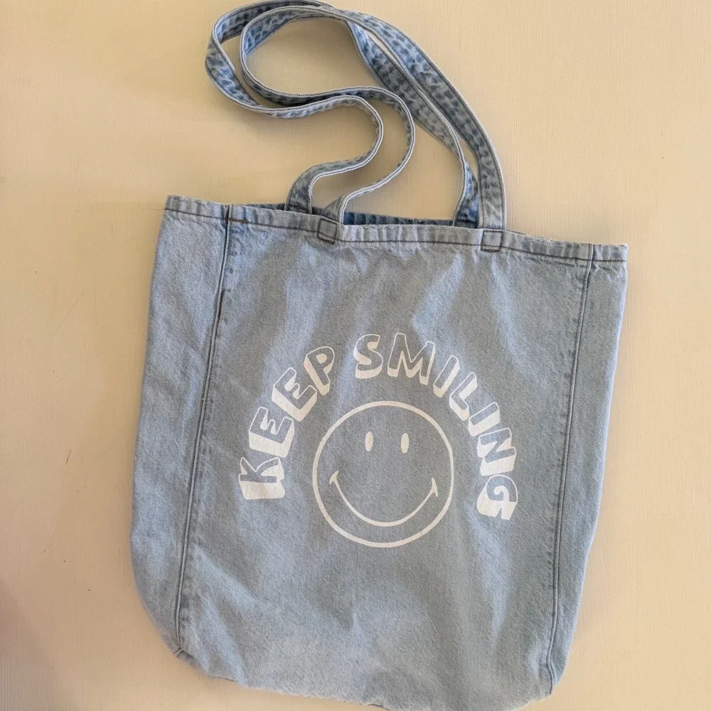 American Eagle Light Wash Denim Tote Bag Keep Smiling Smiley Face Graphic Blue